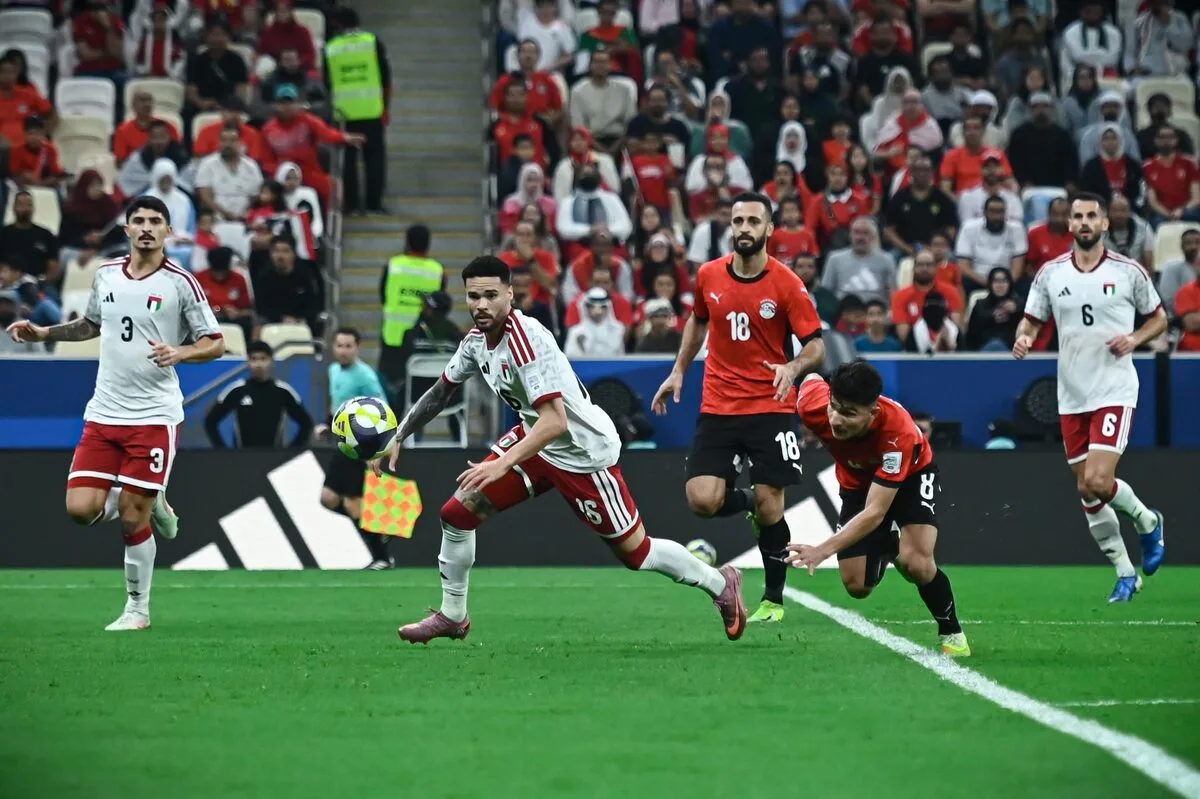 الإمارات تتعادل مع مصر في مباراة مثيرة بكأس العرب