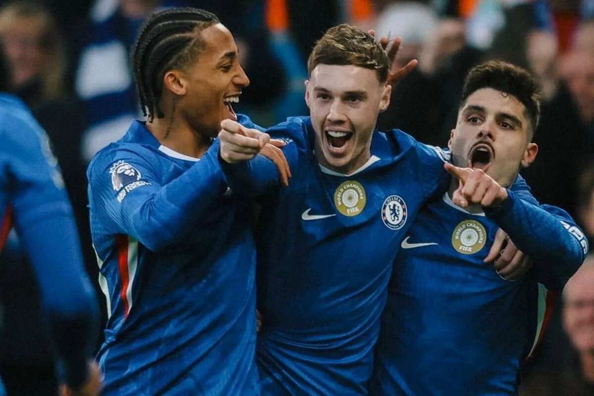 تشيلسي يعود للمربع الذهبي بعد الفوز 2-0 على إيفرتون