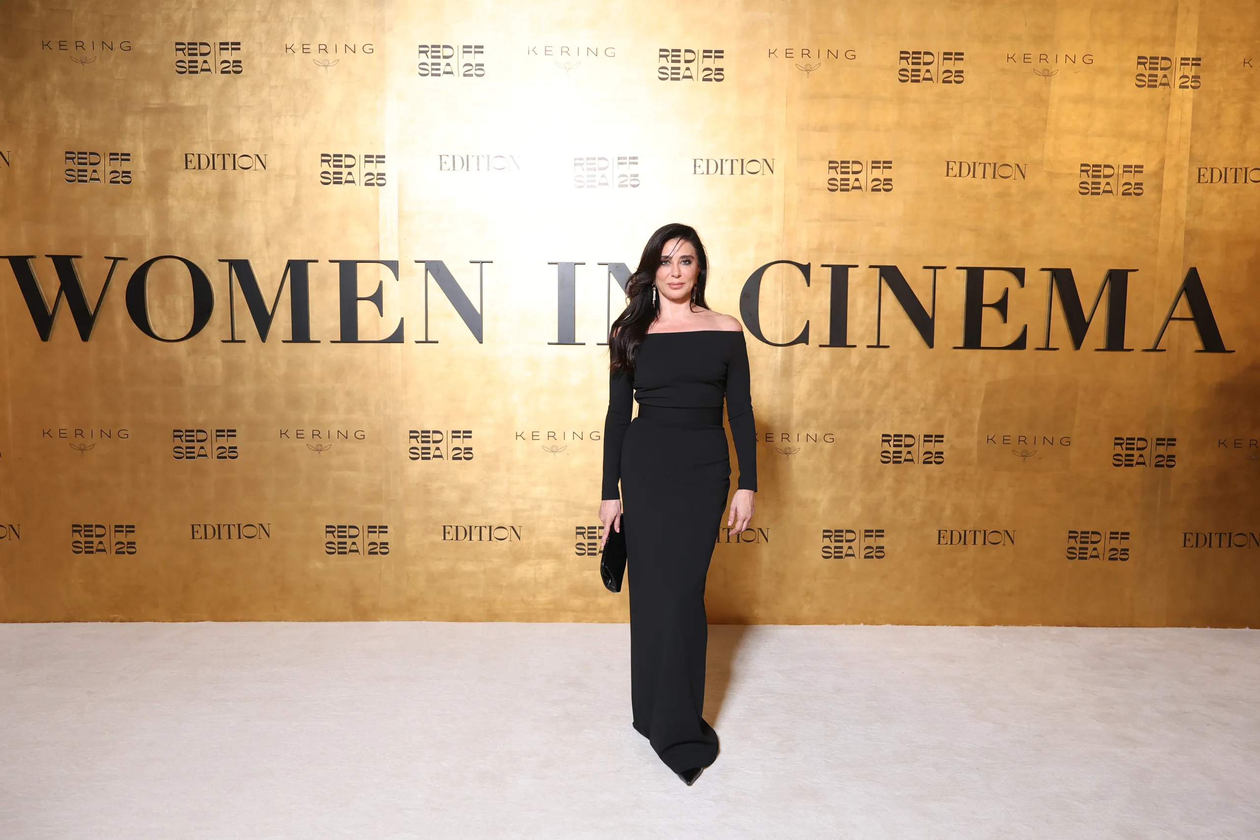 نادين لبكي تتحدث عن مشوارها السينمائي في “البحر الأحمر”