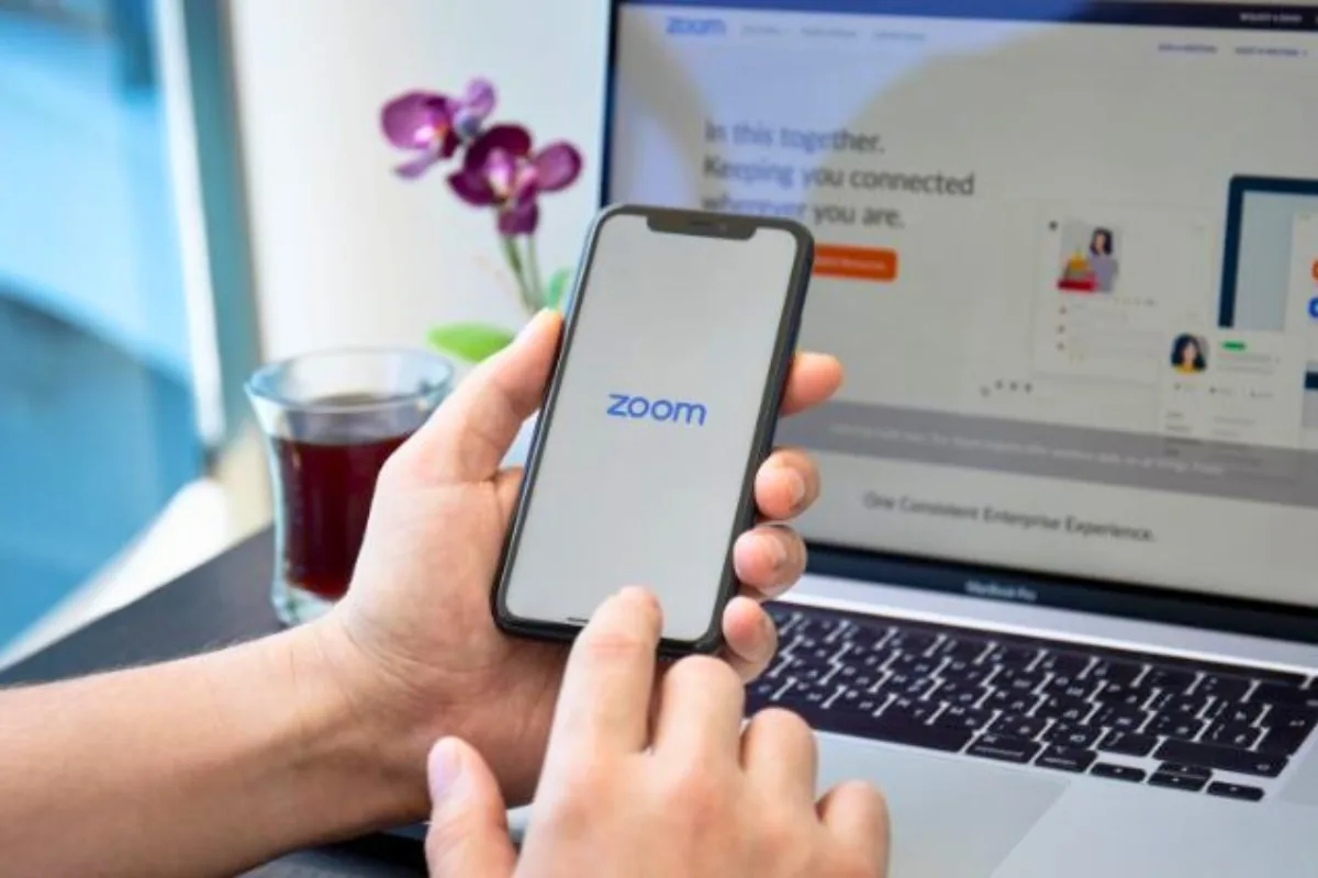 زوم تطلق مساعد الذكاء الاصطناعي AI Companion 3.0 لكافة المستخدمين