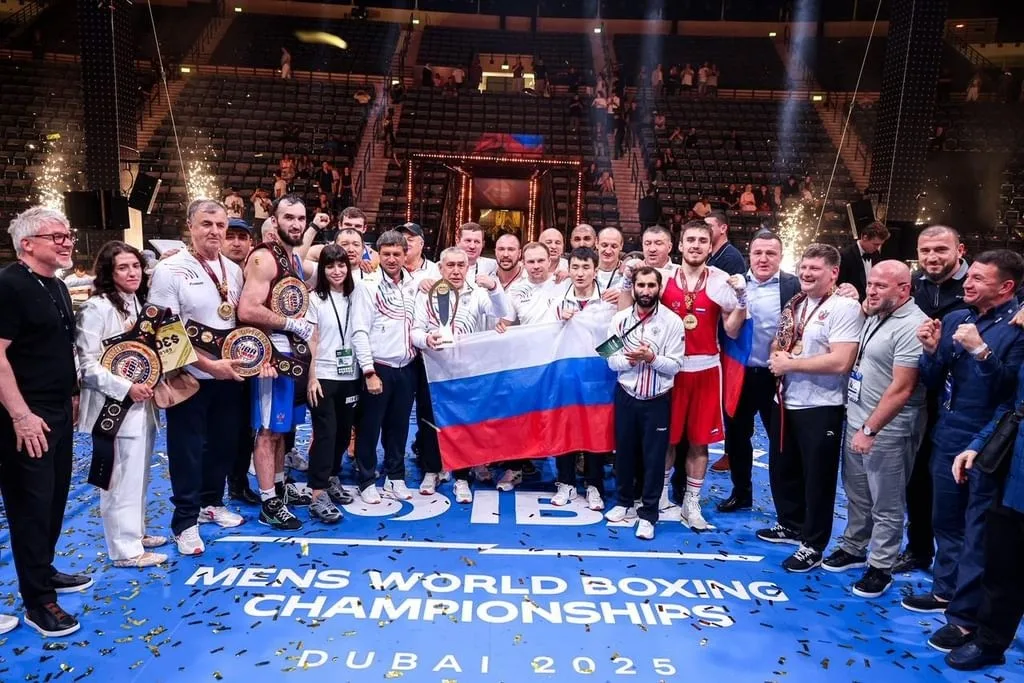 بطولة العالم للملاكمة في دبي 2025