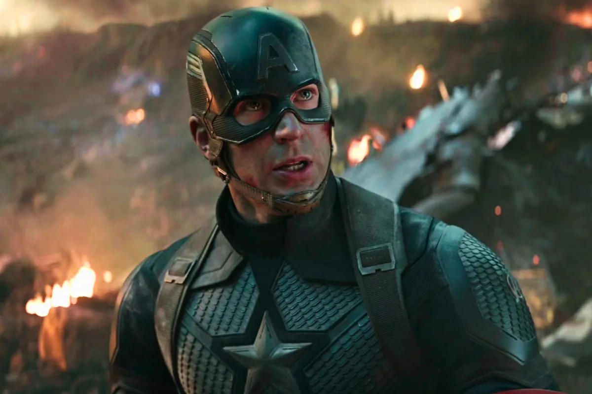 كريس إيفانز يعود بدور كابتن أمريكا من مارفل في فيلم أفينجرز