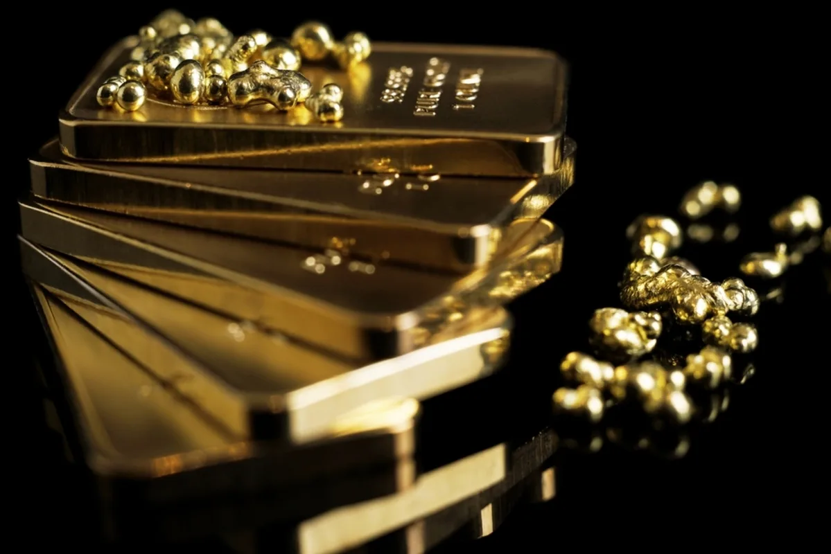 الذهب يرتفع وسط توقعات بخفض جديد للفائدة في يناير