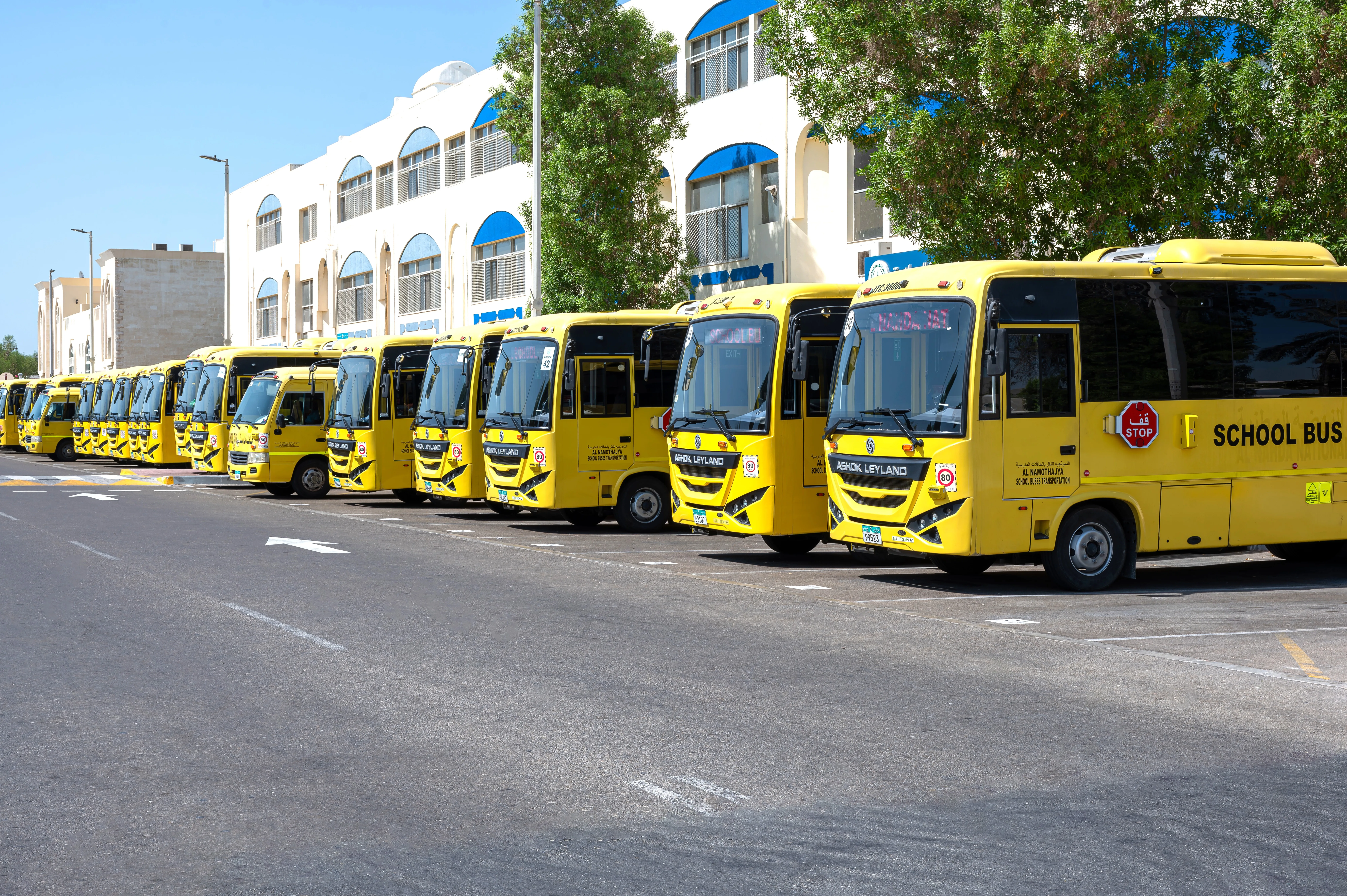 تغيير موعد صلاة الجمعة في الإمارات كيف سينعكس على المدارس؟