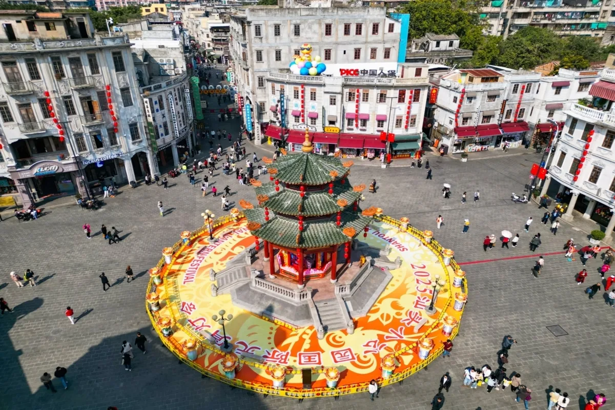 وفاة 12 شخصا في حريق بمبنى سكني في جنوب الصين