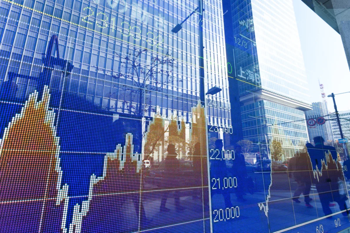 تراجع مؤشر نيكي لأدنى مستوى في 3 أسابيع مع استمرار عمليات البيع في التكنولوجيا