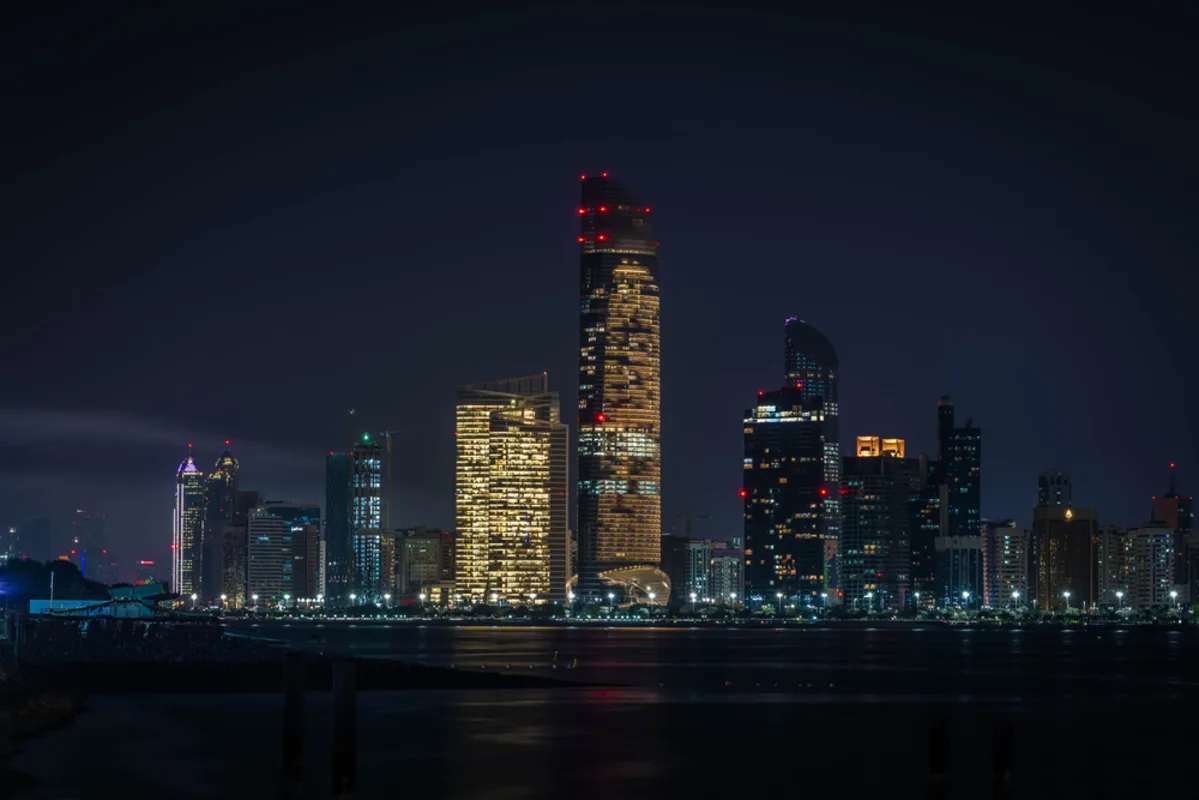 احتفالات رأس السنة في أبوظبي بعرض ألعاب نارية غير مسبوق لمدة 62 دقيقة