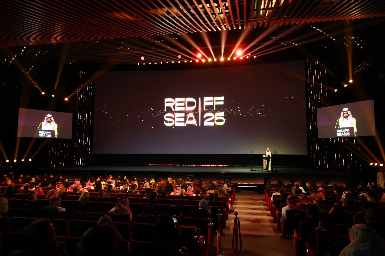 العملاق يفتتح النسخة الخامسة من “البحر الأحمر”