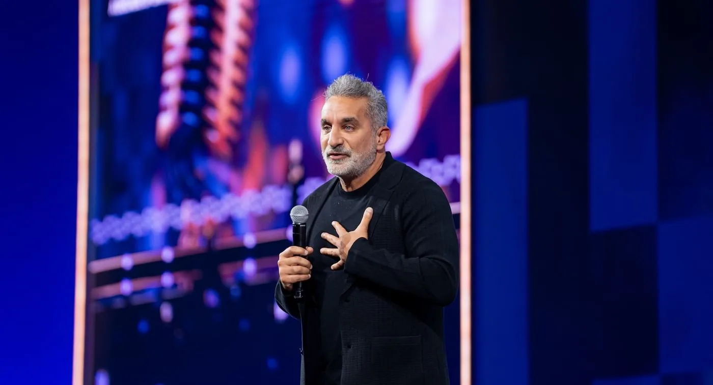 باسم يوسف: السخرية ما زالت قادرة على تشكيل الوعي العام