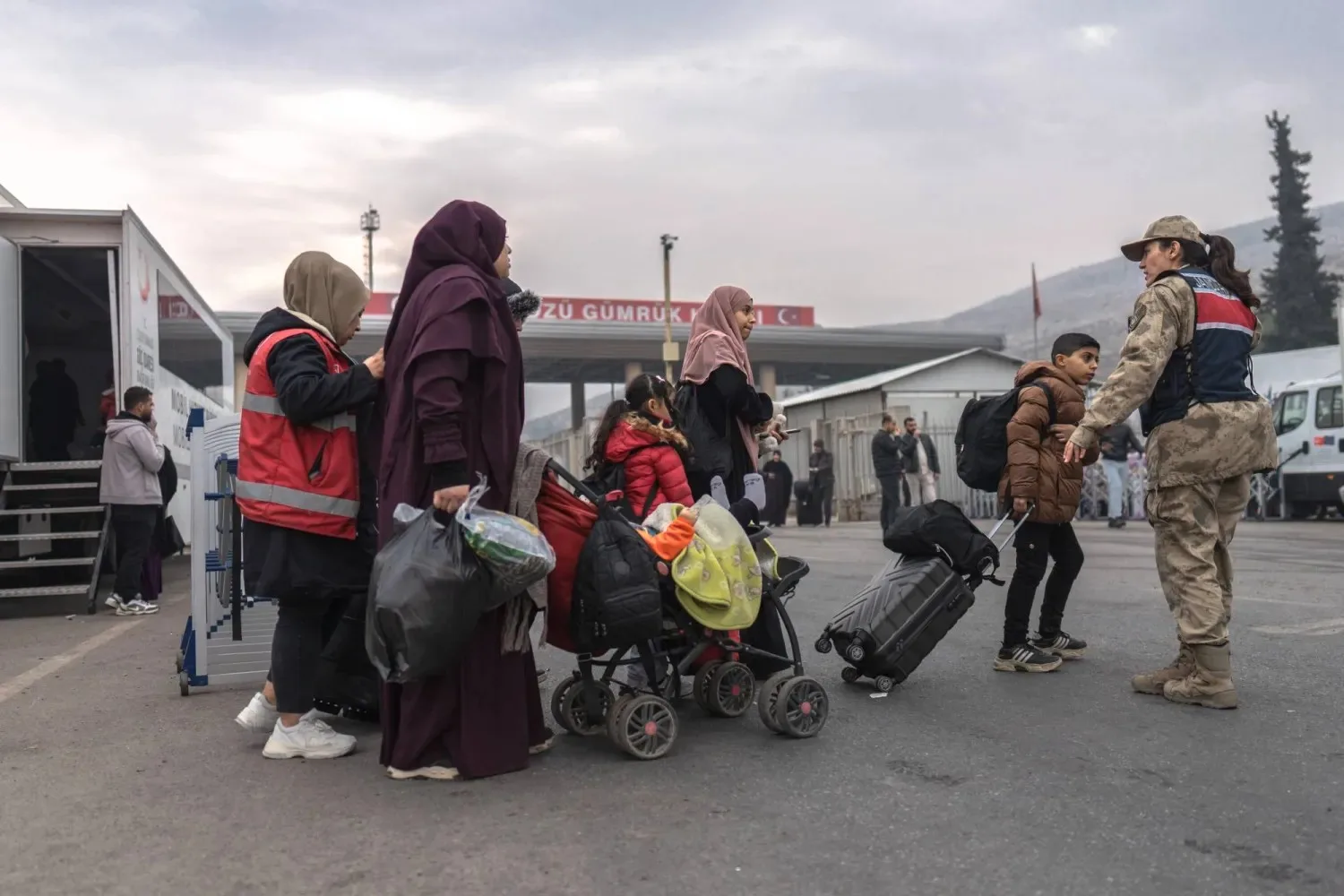 تركيا تكشف عن شروط مشددة لبقاء السوريين على أراضيها