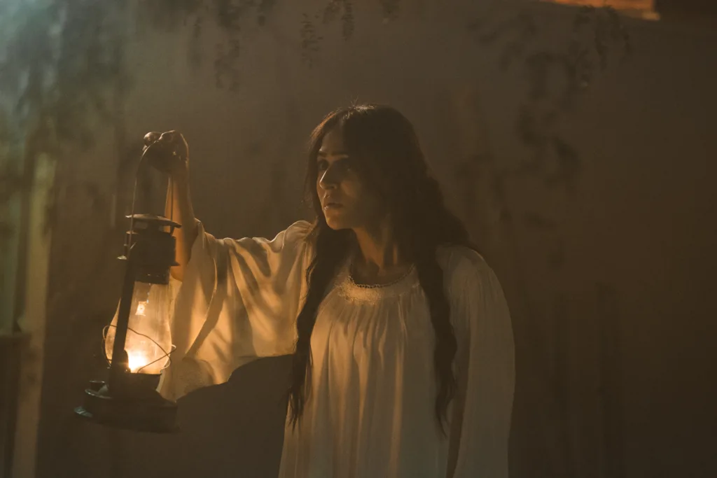 فيلم باب للمخرجة نايلة الخاجة يفتتح فصلاً جديداً للسينما الإماراتية