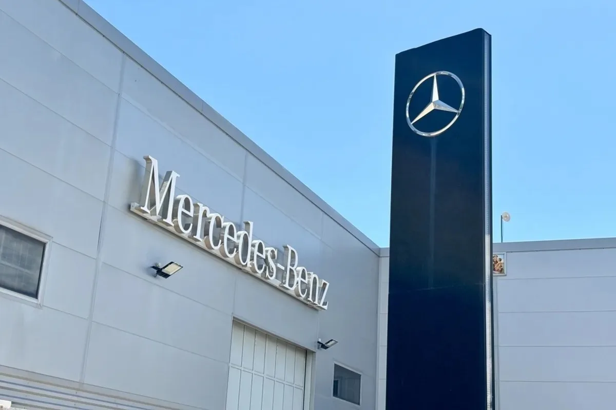 سيارة الأمان فورمولا 1 مرسيدس