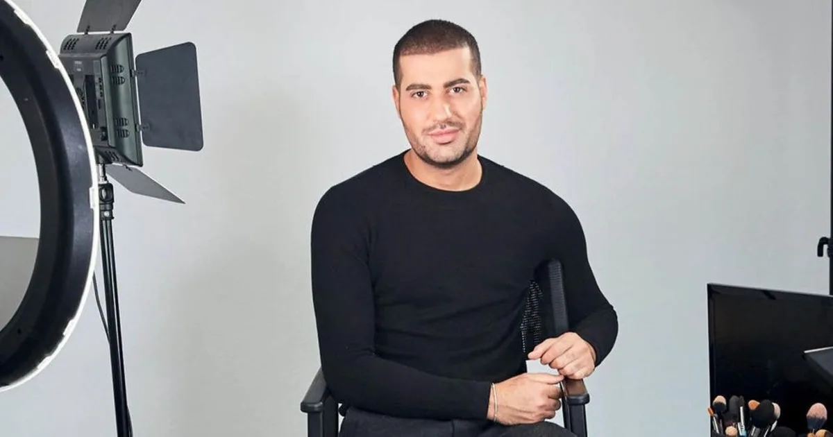 المزج غير المرئي… إتقان فن تدرج الألوان على الوجه