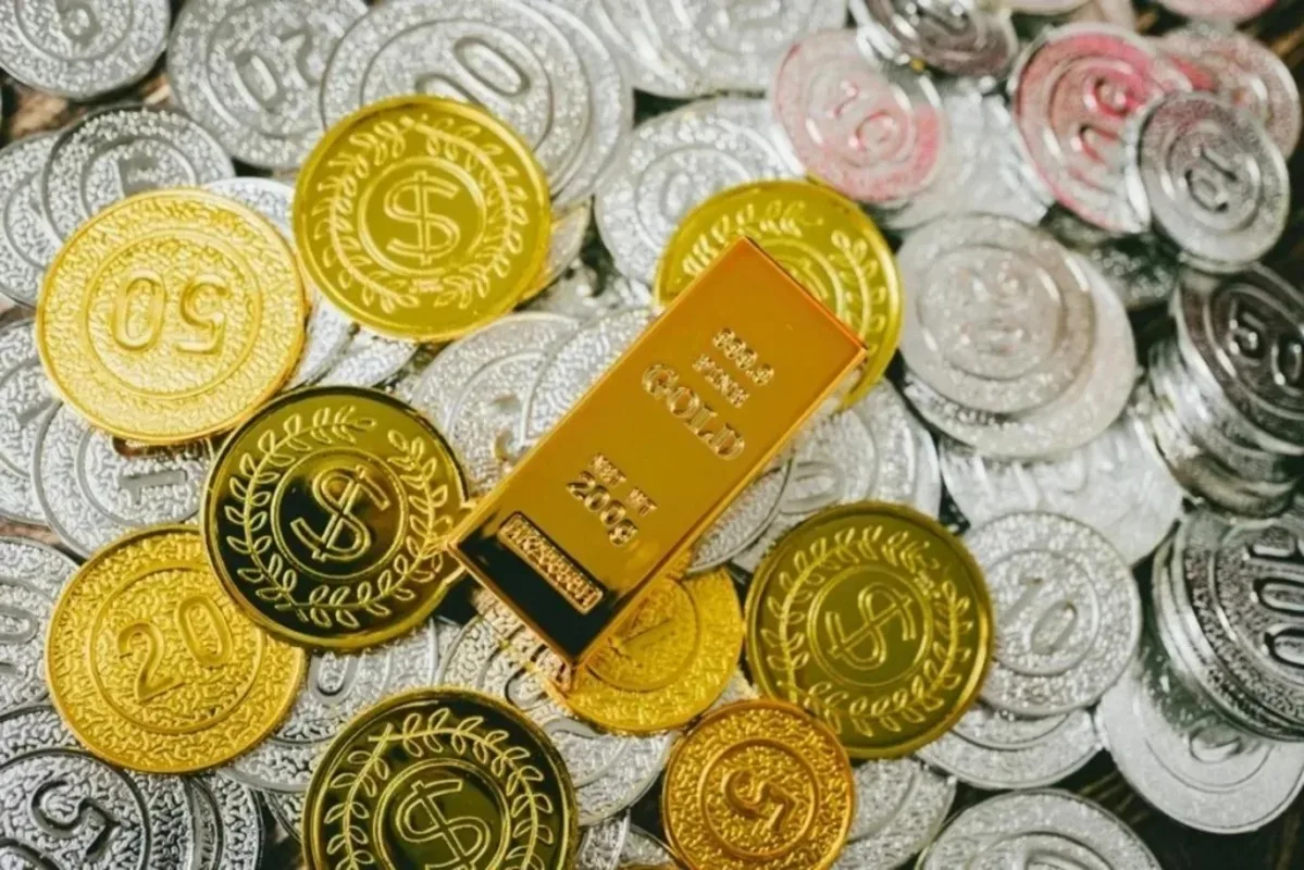 هبوط أسعار الذهب والفضة مع تراجع التوترات الجيوسياسية