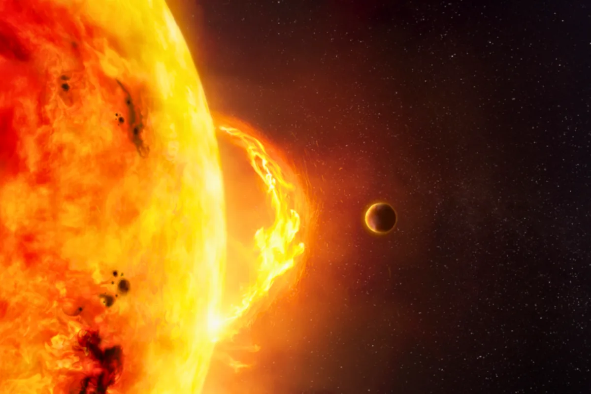 أقوى عاصفة شمسية منذ عقدين تقترب من الأرض