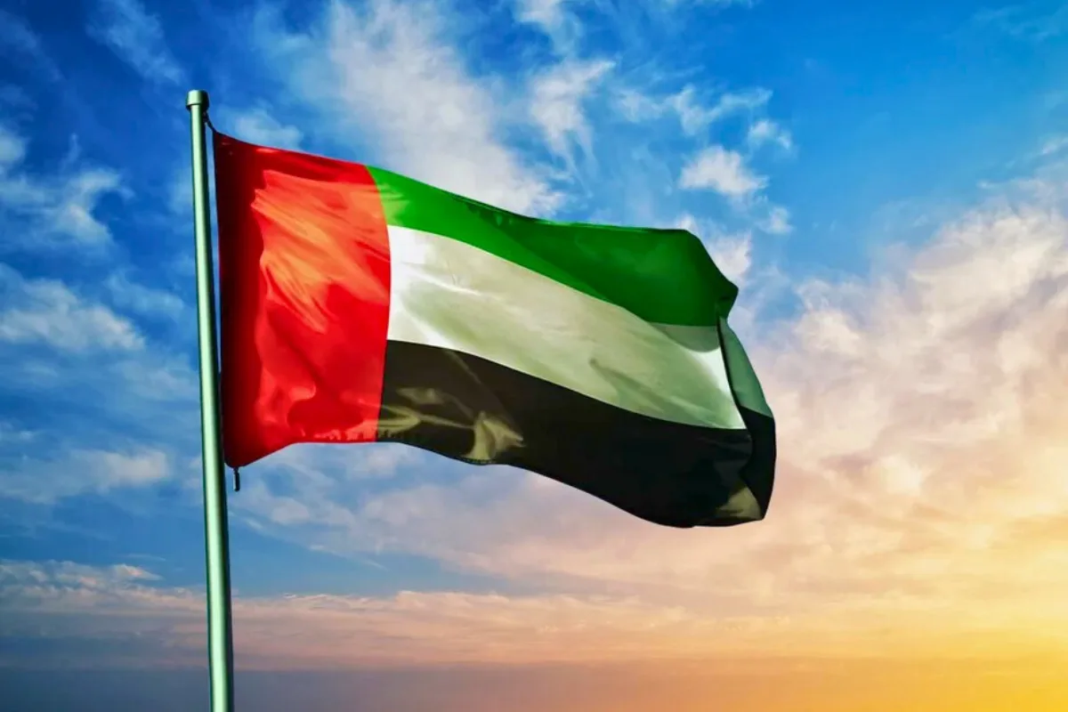 الإمارات تخفض سن الرشد من 21 إلى 18 عاما