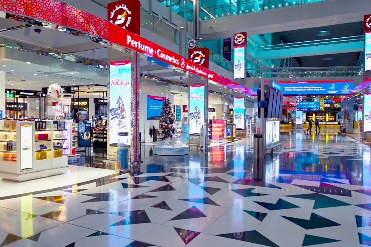 سوق دبي الحرة تسجل مبيعات قياسية بقيمة 2.4 مليار دولار