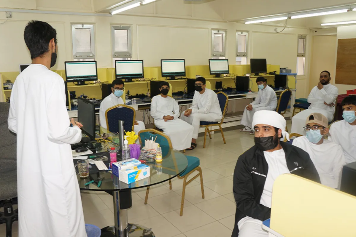 نادي الإمارات العلمي يحصد 30 جائزة عالمية خلال 2025 ويعزّز حضور الدولة دوليا