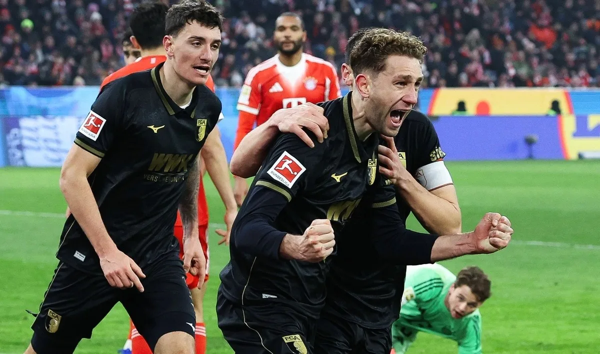 هدف أوجسبورغ الأول ضد بايرن