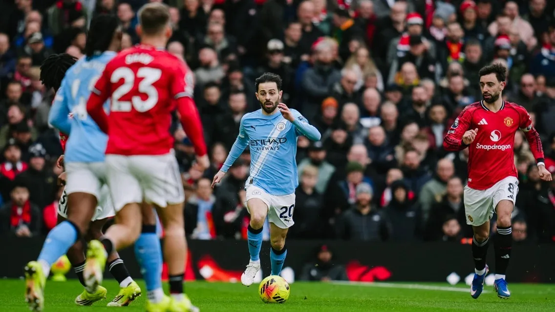 مانشستر يونايتد يحسم ديربي المدينة بفوز 2-0 على مانشستر سيتي