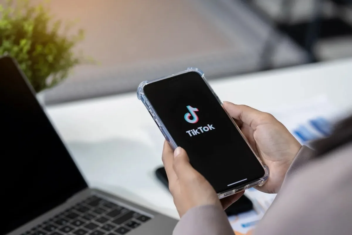 محاكمة وسائل التواصل الاجتماعي في لوس أنجلوس