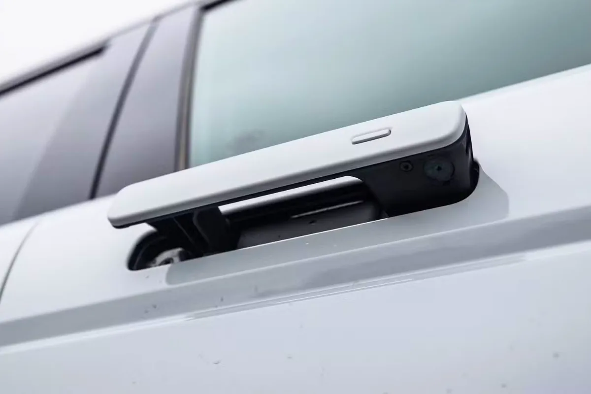 الصين تحظر مقابض أبواب السيارات المخفية لأسباب تتعلق بالسلامة