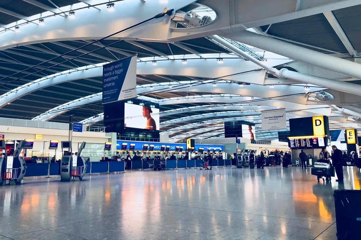 شركات الطيران تعلّق رحلاتها إلى المكسيك إثر مقتل “إل مينشو”