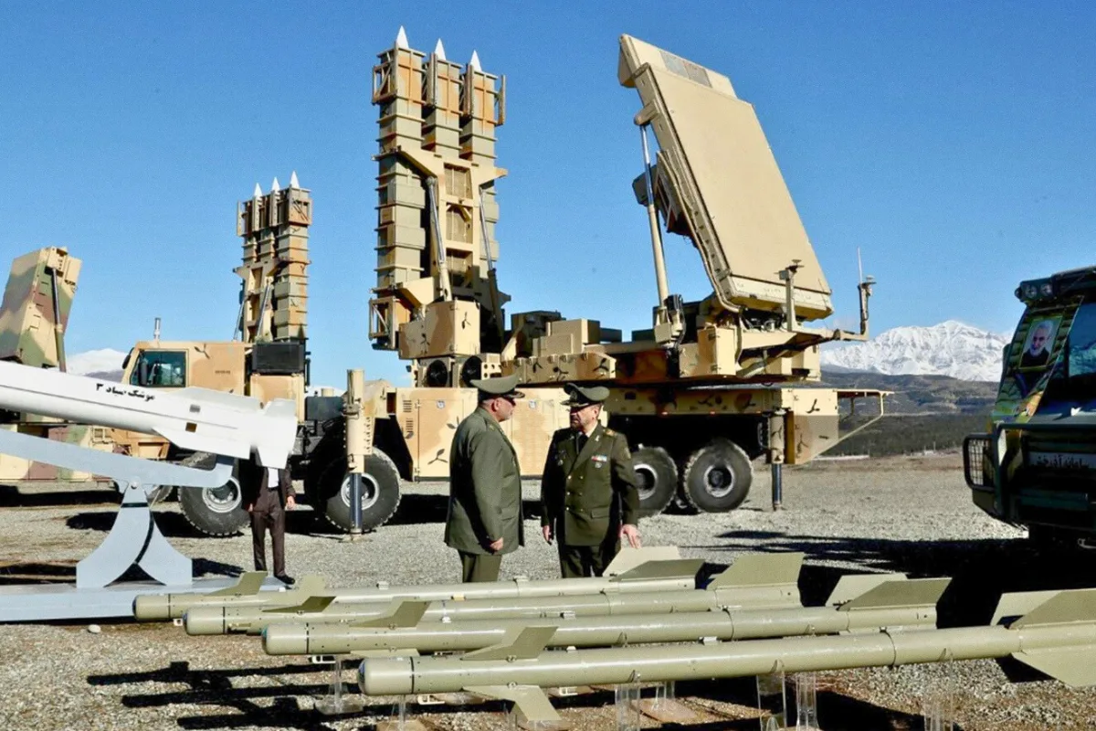 إيران تقترب من إبرام صفقة صواريخ مضادة للسفن مع الصين