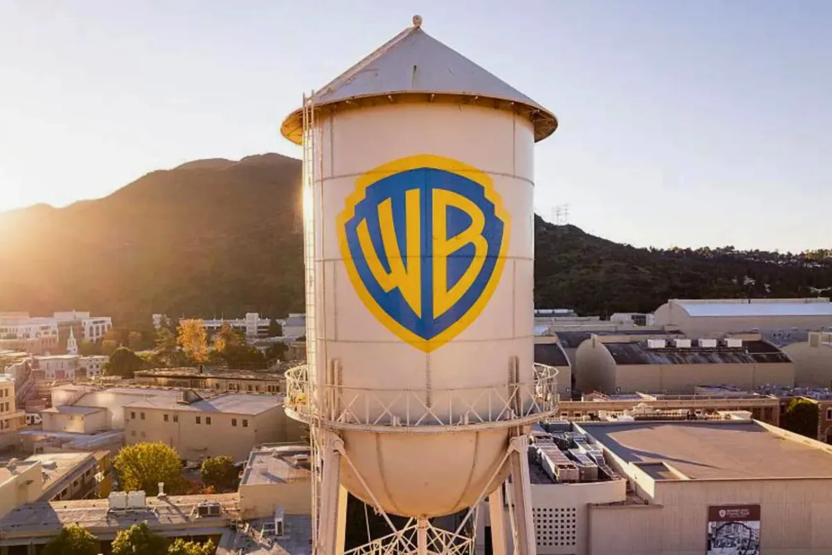 باراماونت الأقرب لحسم صفقة وارنر براذرز بعد تراجع نتفلكس