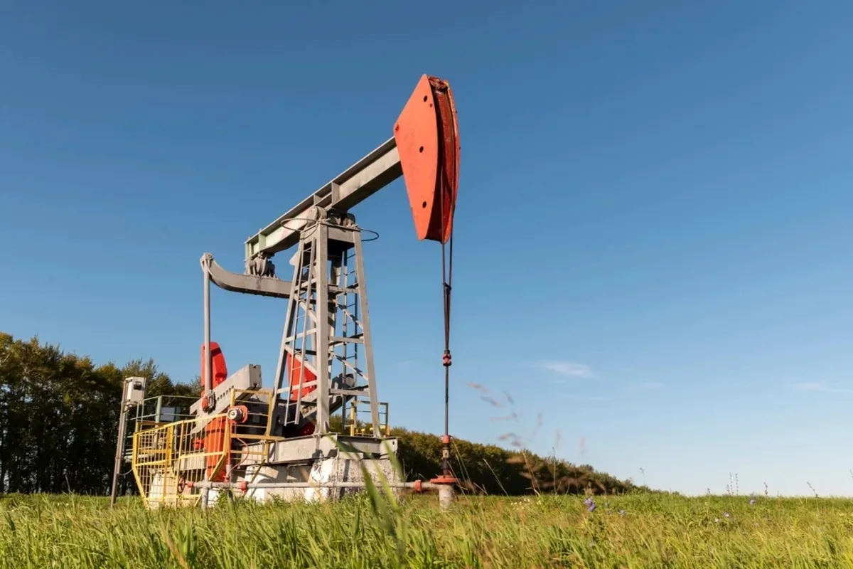 انخفاض أسعار النفط في الأسواق العالمية