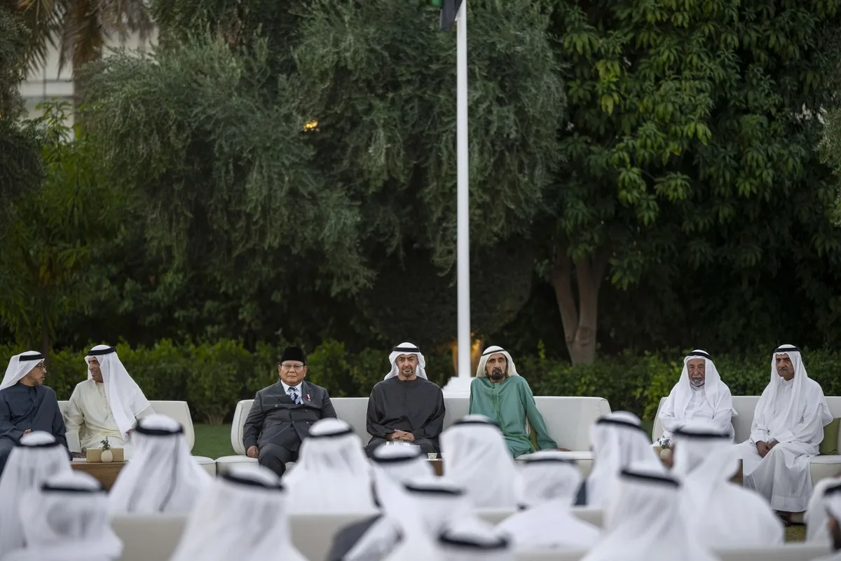 رئيس الدولة يستقبل حكام الإمارات بمناسبة شهر رمضان المبارك