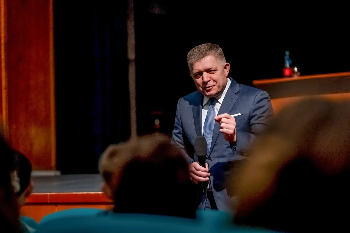 سلوفاكيا تعلق صادرات الكهرباء إلى أوكرانيا