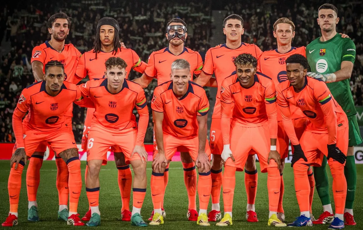 لامين يقود برشلونة للفوز 3-1 على إلتشي بالدوري