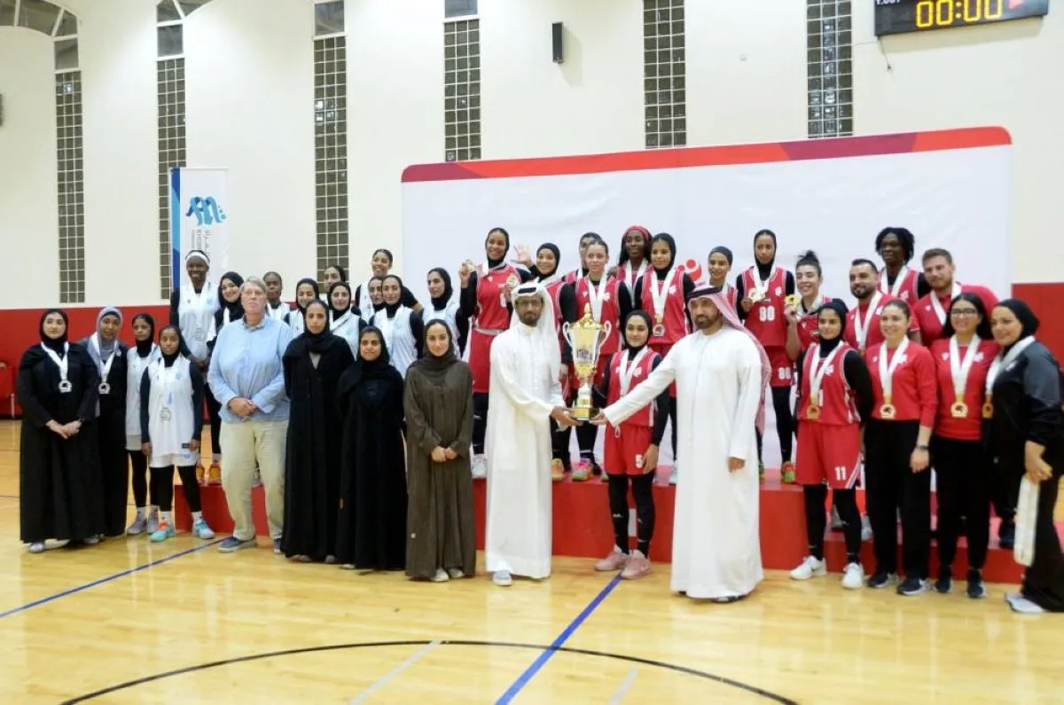 تتويج نادي الشارقة لكرة السل