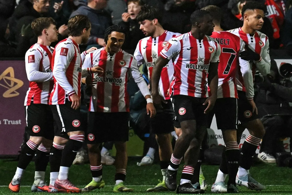 فوز مثير لبرنتفورد على ماكلسفيلد بهدف عكسي في كأس الاتحاد الإنجليزي