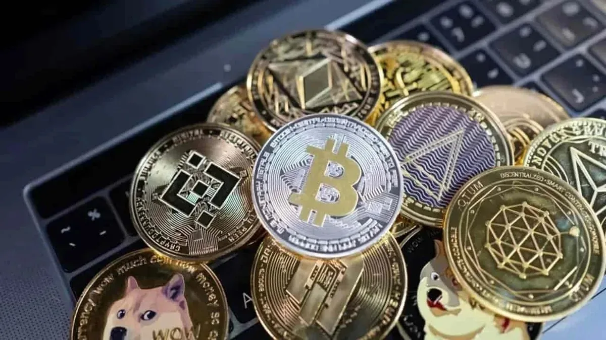 أسعار العملات الرقمية اليوم.. بيتكوين عند 67,070 دولار والإيثريوم 1,976 دولار