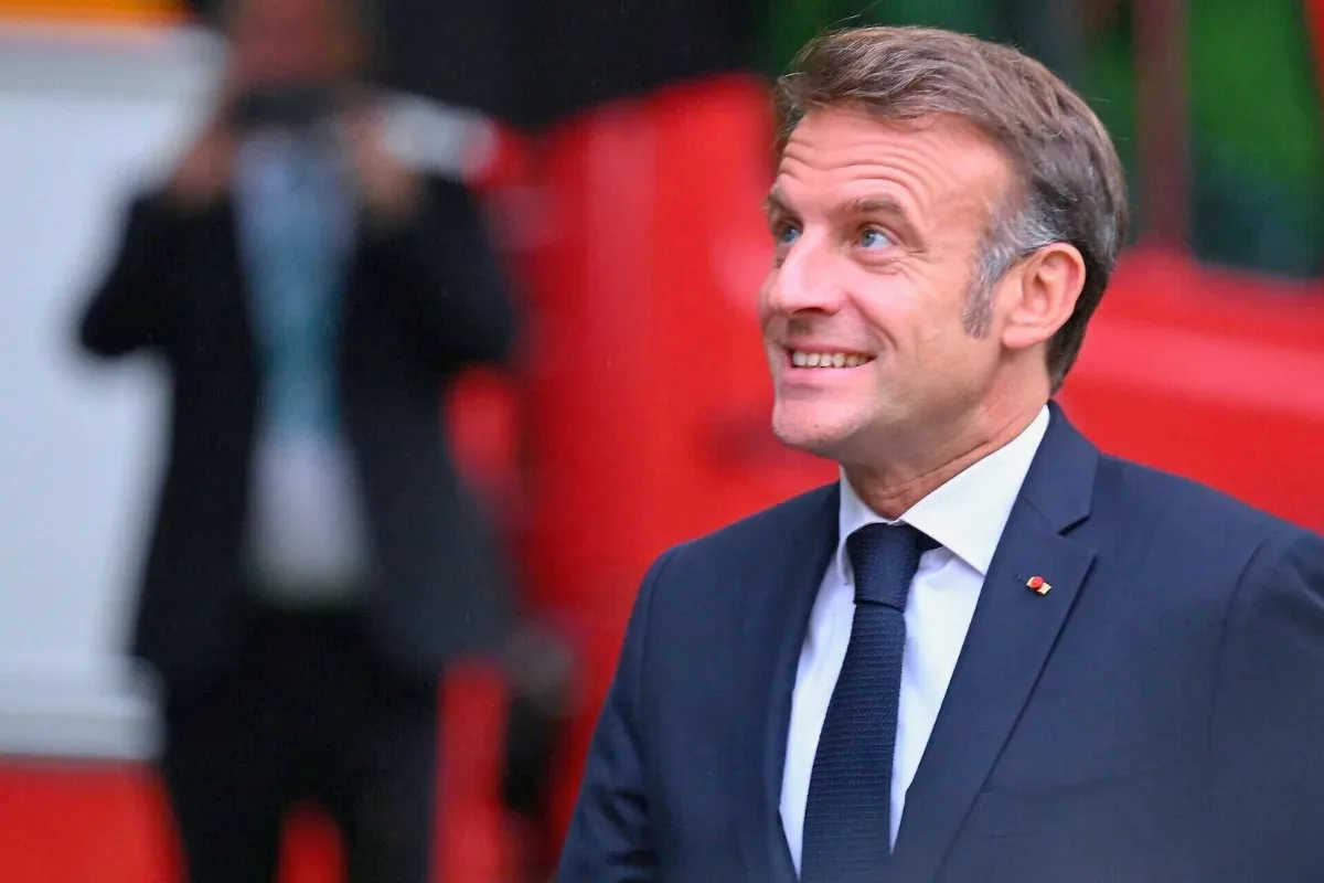 فرنسا: الرئيس ماكرون يوافق على استقالة مديرة اللوفر بعد سرقة مجوهرات