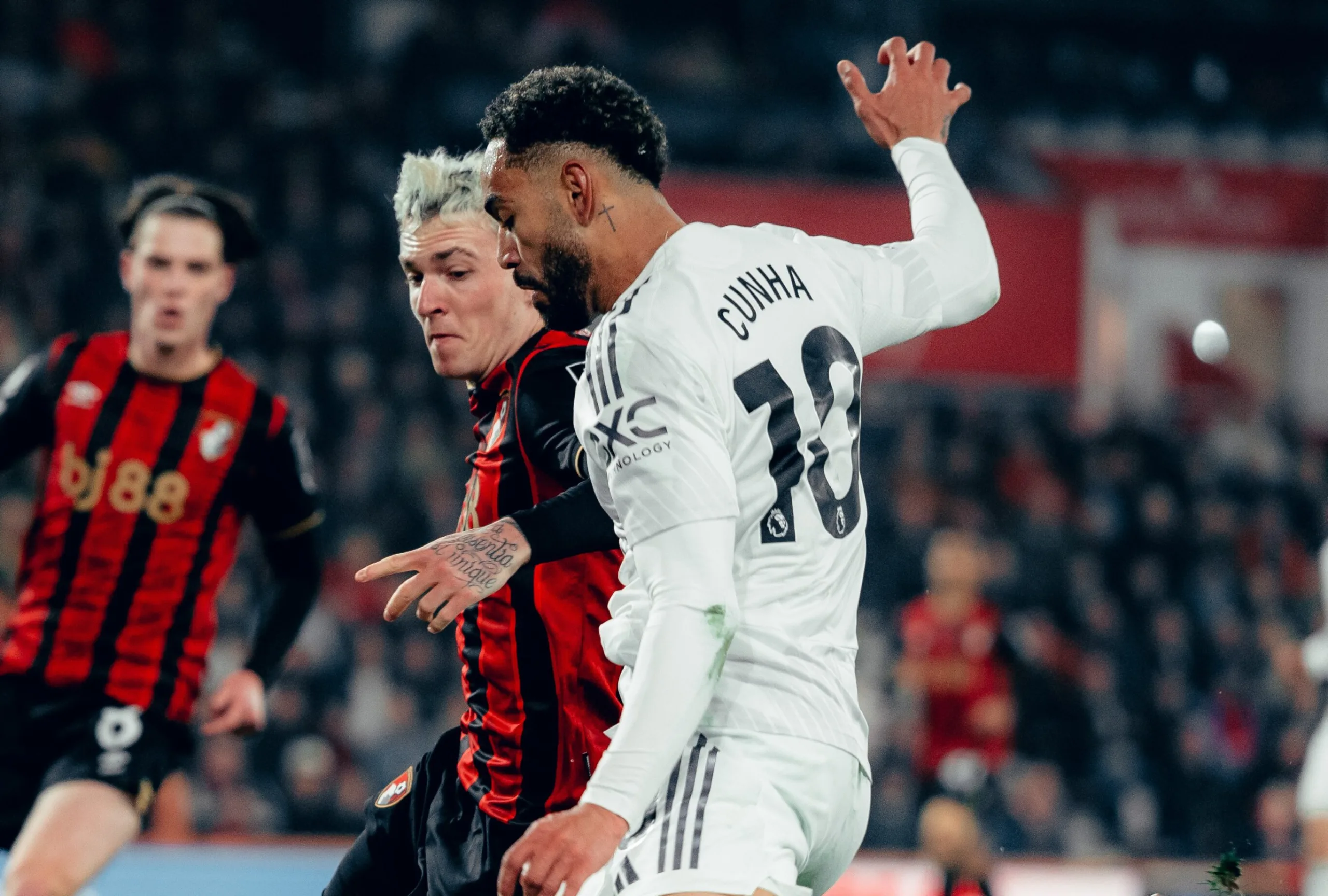 بورنموث يخطف التعادل من مانشستر يونايتد في لقاء مثير