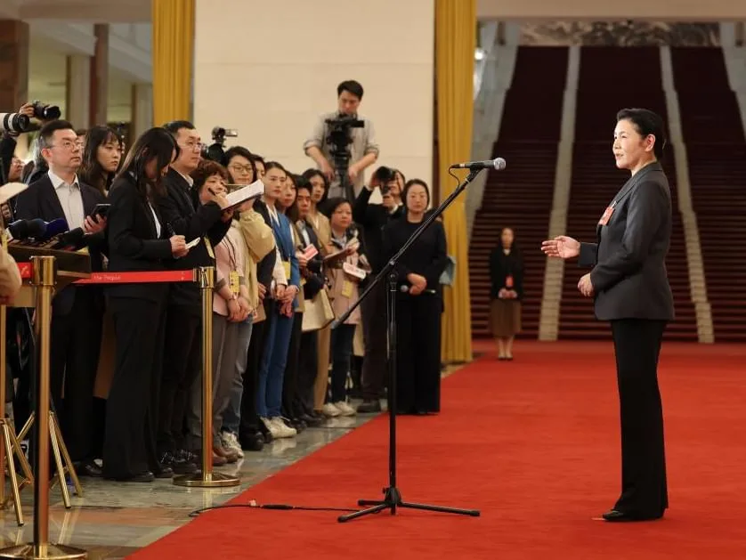 الصين تسرّع تشريعات الذكاء الاصطناعي لتعزيز الابتكار