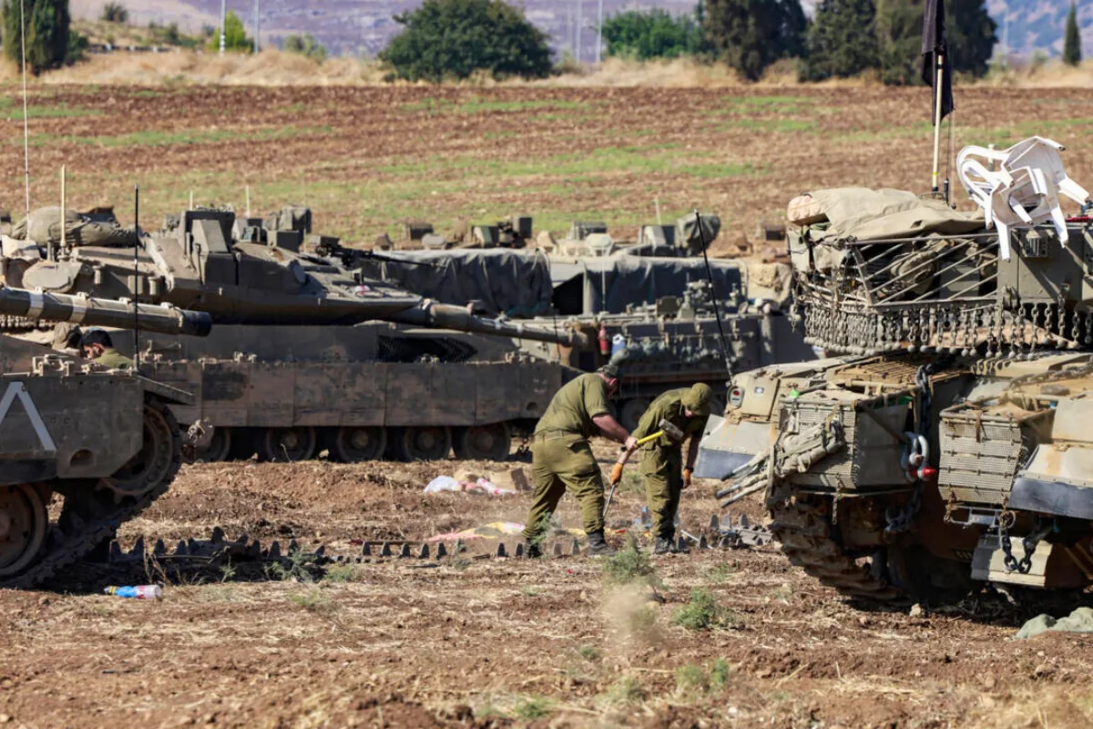 الجيش الإسرائيلي يصدر إنذارًا بالإخلاء لسكان مناطق جنوب لبنان