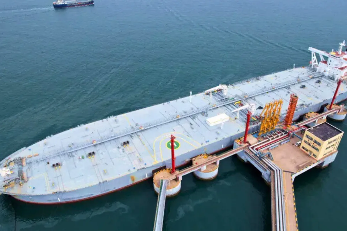 حرب إيران تدفع الصين لوقف صادرات الوقود