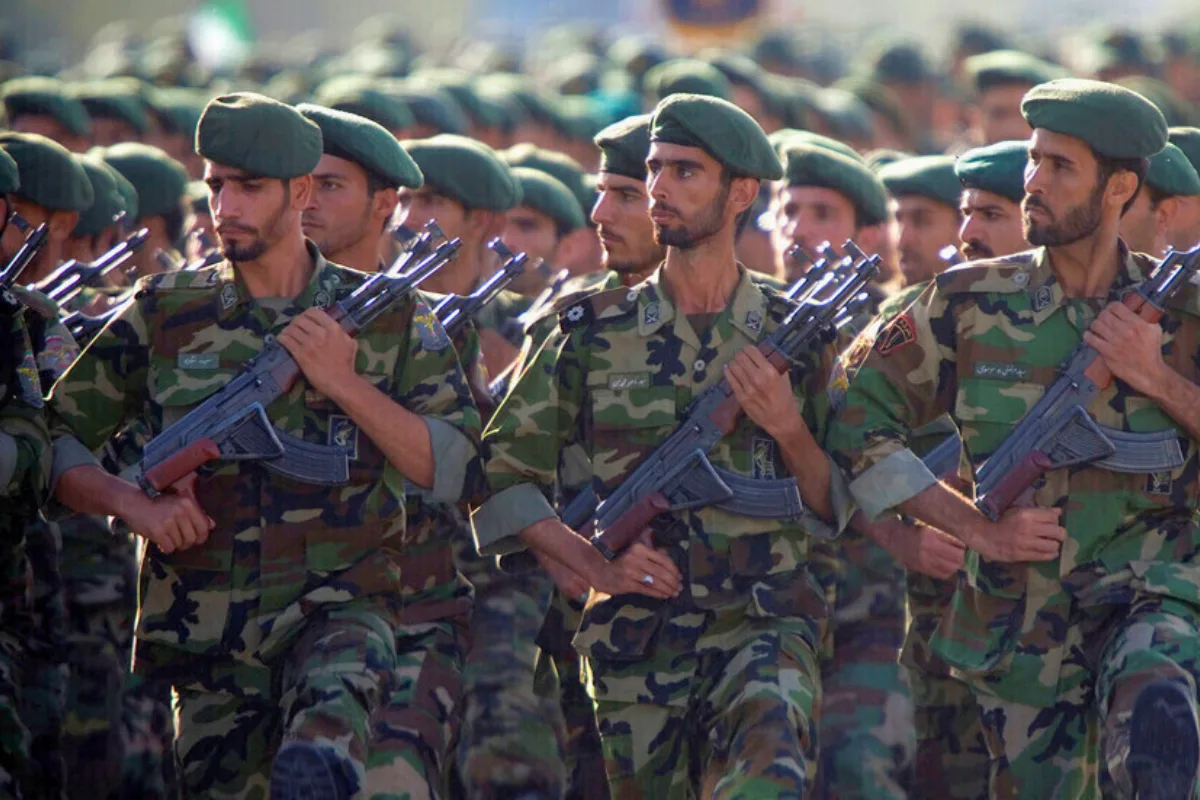 إسرائيل تعلن اغتيال مسؤول بارز في مكتب الإرشاد الإيراني