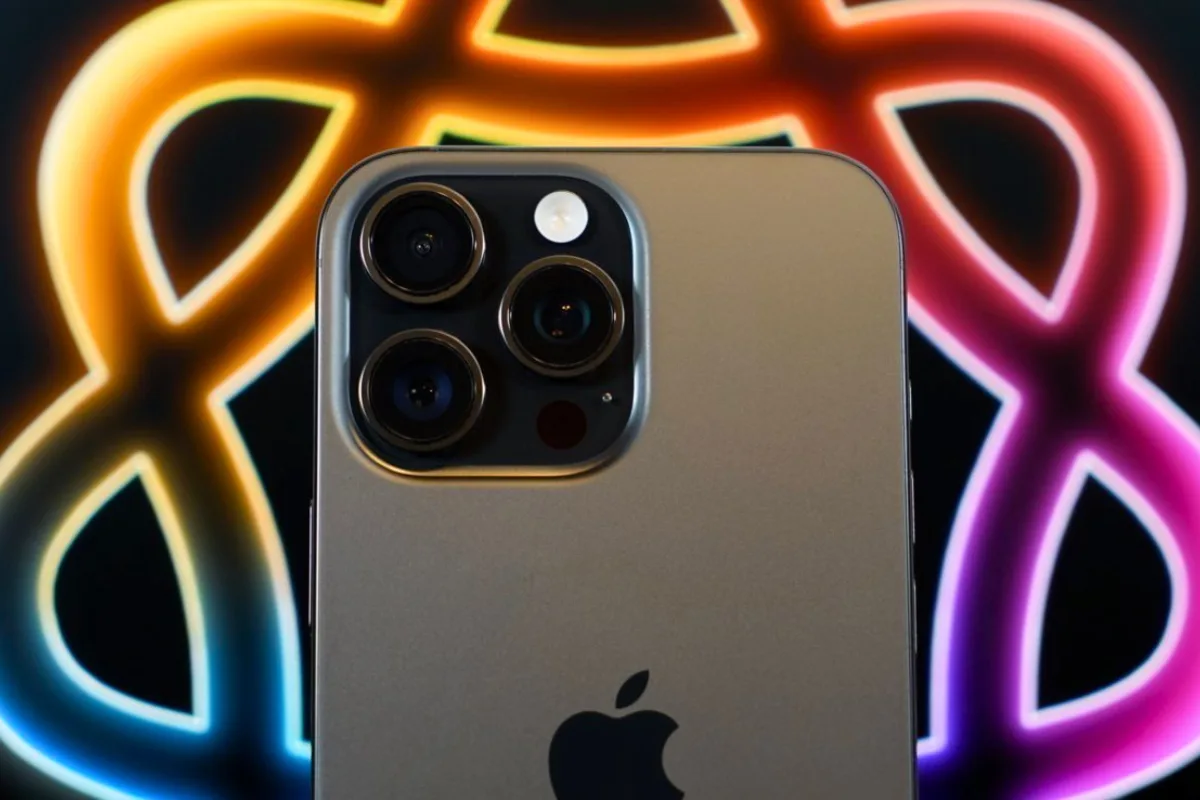 آبل تكشف خطة شاملة لتطوير Siri بتصميم جديد وتطبيق مستقل