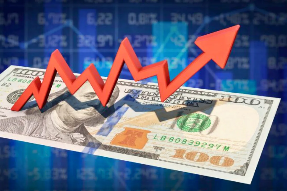 الدولار يسجل تراجعًا في تعاملات اليوم