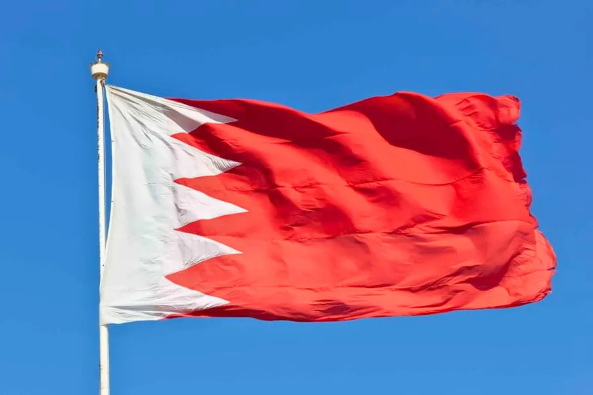 البحرين تعلن اعتراض وتدمير 129صاروخًا و 215 طائرة مسيرة