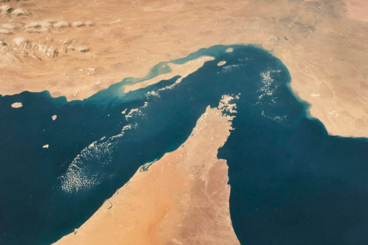 ما لا تعرفه عن مضيق هرمز