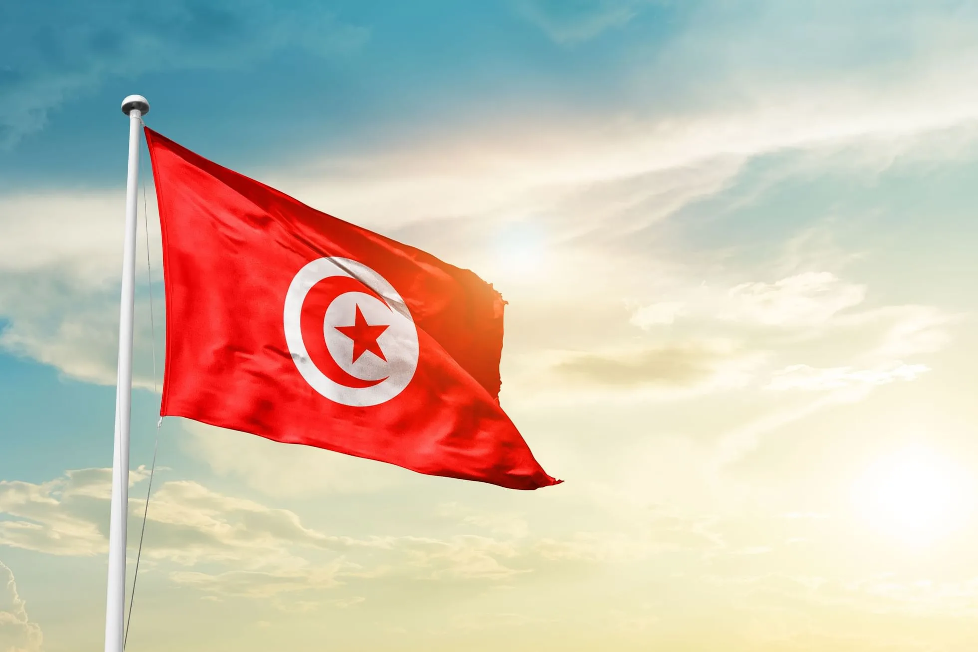 إنقاذ 116 مهاجراً عالقين قبالة سواحل تونس