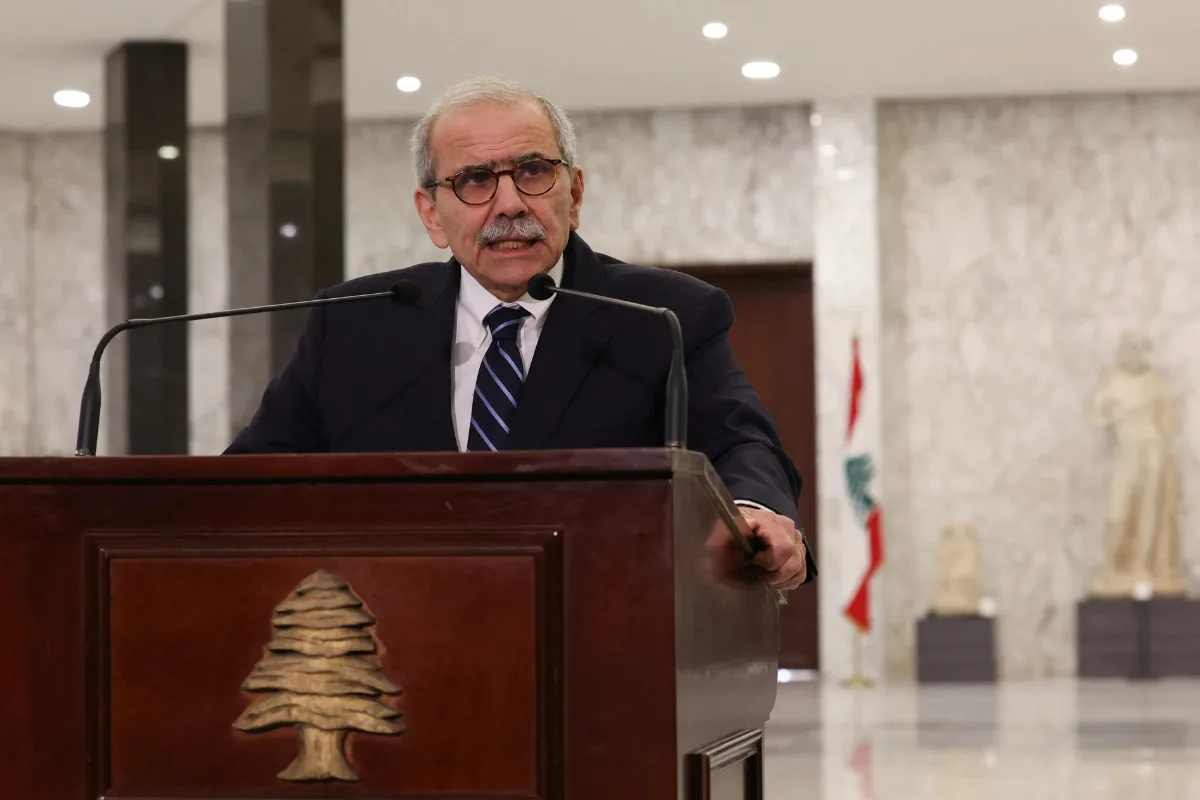 أول تعليق للحكومة اللبنانية وحزب الله بعد إطلاق الصواريخ