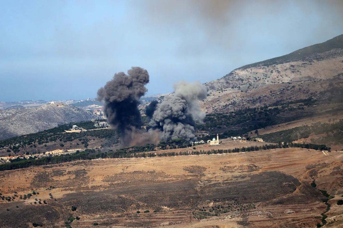 إسرائيل تتوعّد بتكثيف ضرباتها على لبنان