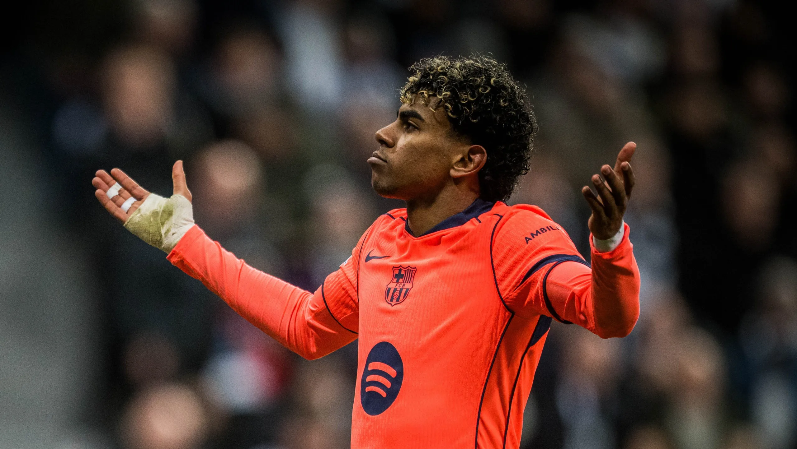 يامال ينقذ برشلونة من الخسارة أمام نيوكاسل في الوقت القاتل